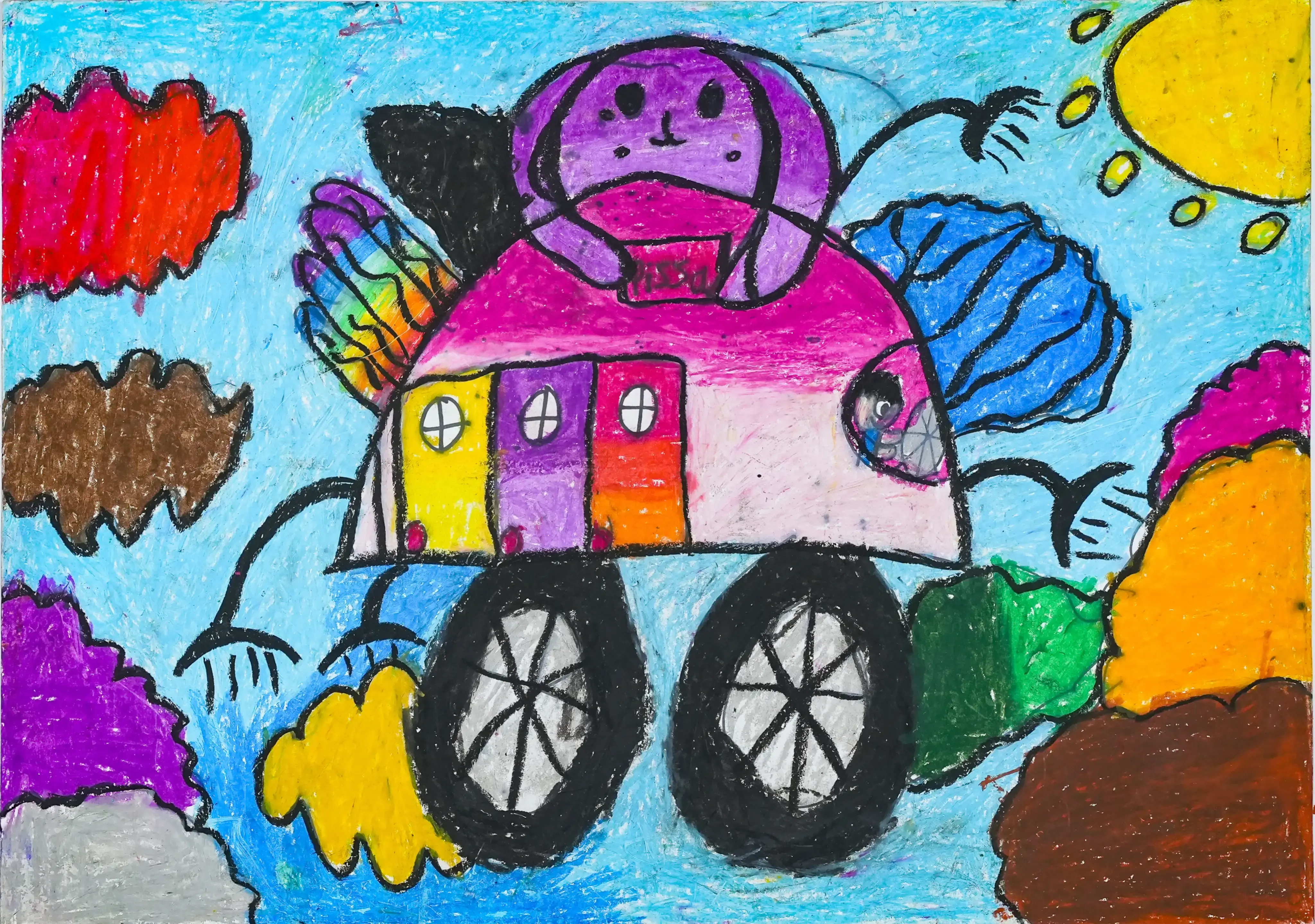 Chiếc xe Toyota bầu trời có thể làm sạch bụi gây ô nhiễm không khí, có thể tạo mưa cho các vùng bị khô hạn và ngăn chặn mưa ở vùng có nguy cơ lũ lụt